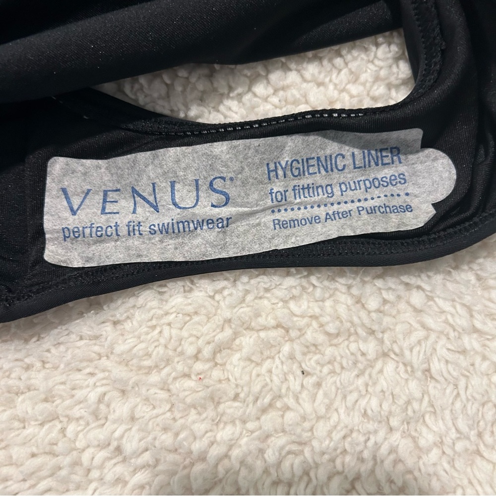 ☀️Venus Black Capri Strap Back Monokini Size 14 NWOT Black Swimsuit - Picture 6 of 13
